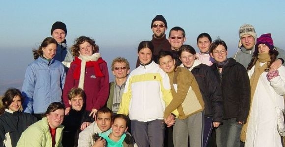 Nem azokért jött, akik boldogan, szépen, tisztán élik az életüket, hisz ok simán mennek a Mennyországba, hanem értünk jött, akiknek sokszor nem sikerült jónak és irgalmasnak lenni.