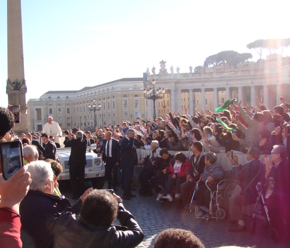 Isten kegyelme is szükséges az üdvösséghez, mert ez nélkülözhetetlen tényezője örök életünknek.