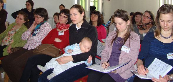 Aki hittel várja reményeinek a betelejesülését és kitartó marad, az megtapasztalja a saját életében az Isten hatalmát. Nem fog Istenben csalódni.